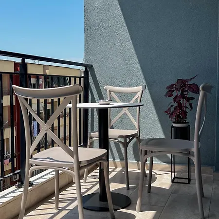 Guest Pro Albania * 地拉那